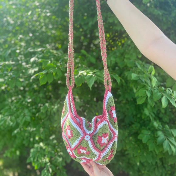 Crochet Granny Square Green and Pink Purse - Picture 1 of 4